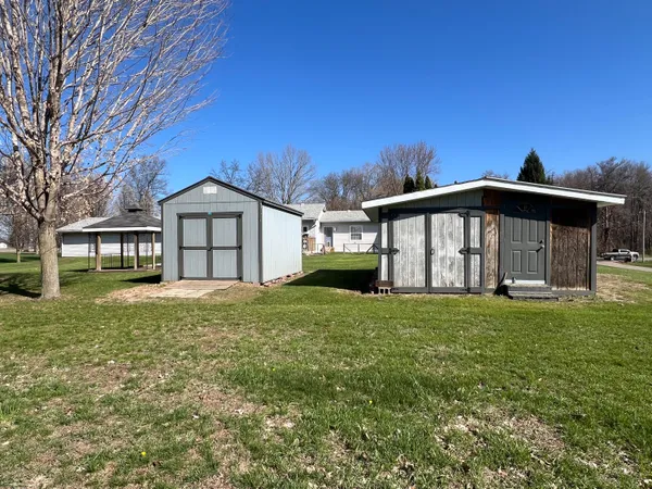 $210,000 | 833 Crauns Lane, Quincy, MI 49082