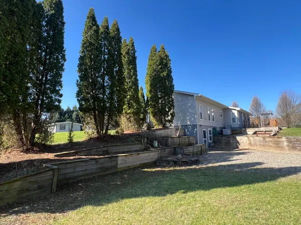 $210,000 | 833 Crauns Lane, Quincy, MI 49082