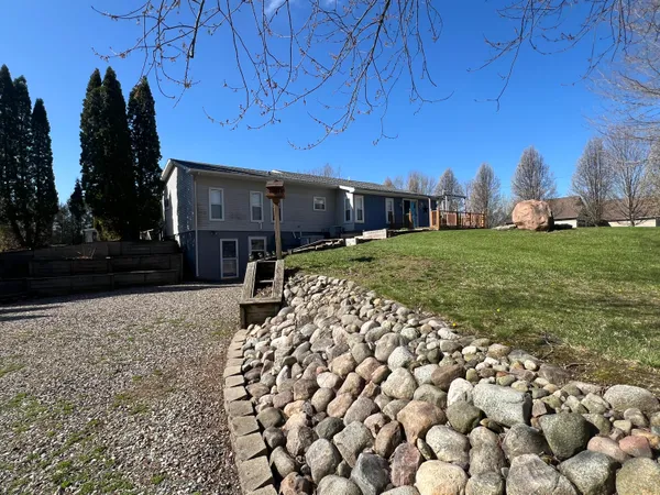 $210,000 | 833 Crauns Lane, Quincy, MI 49082