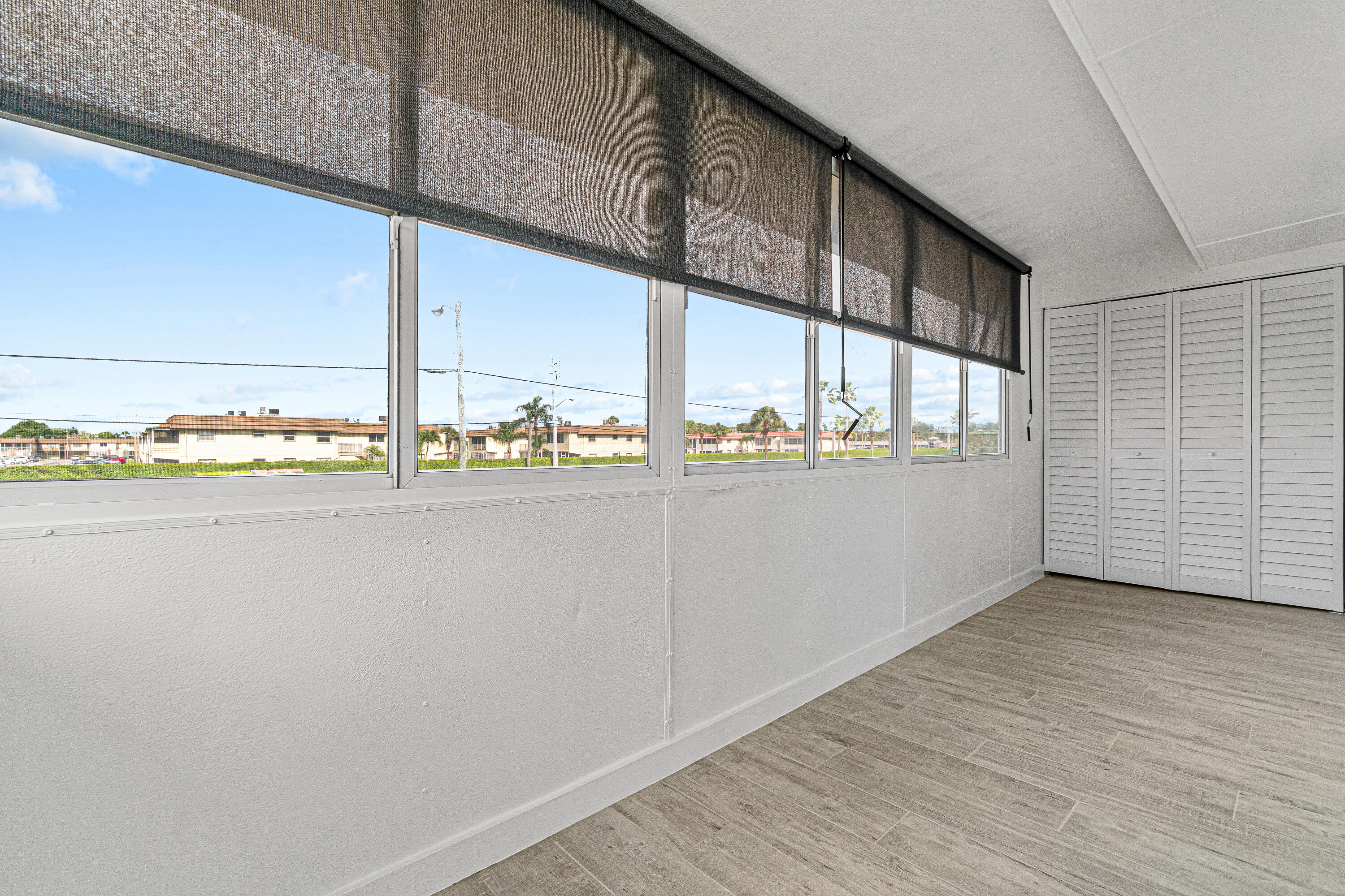 80 Flanders B Delray Beach, FL 33484 - Photo 20 of 26 a view of front door