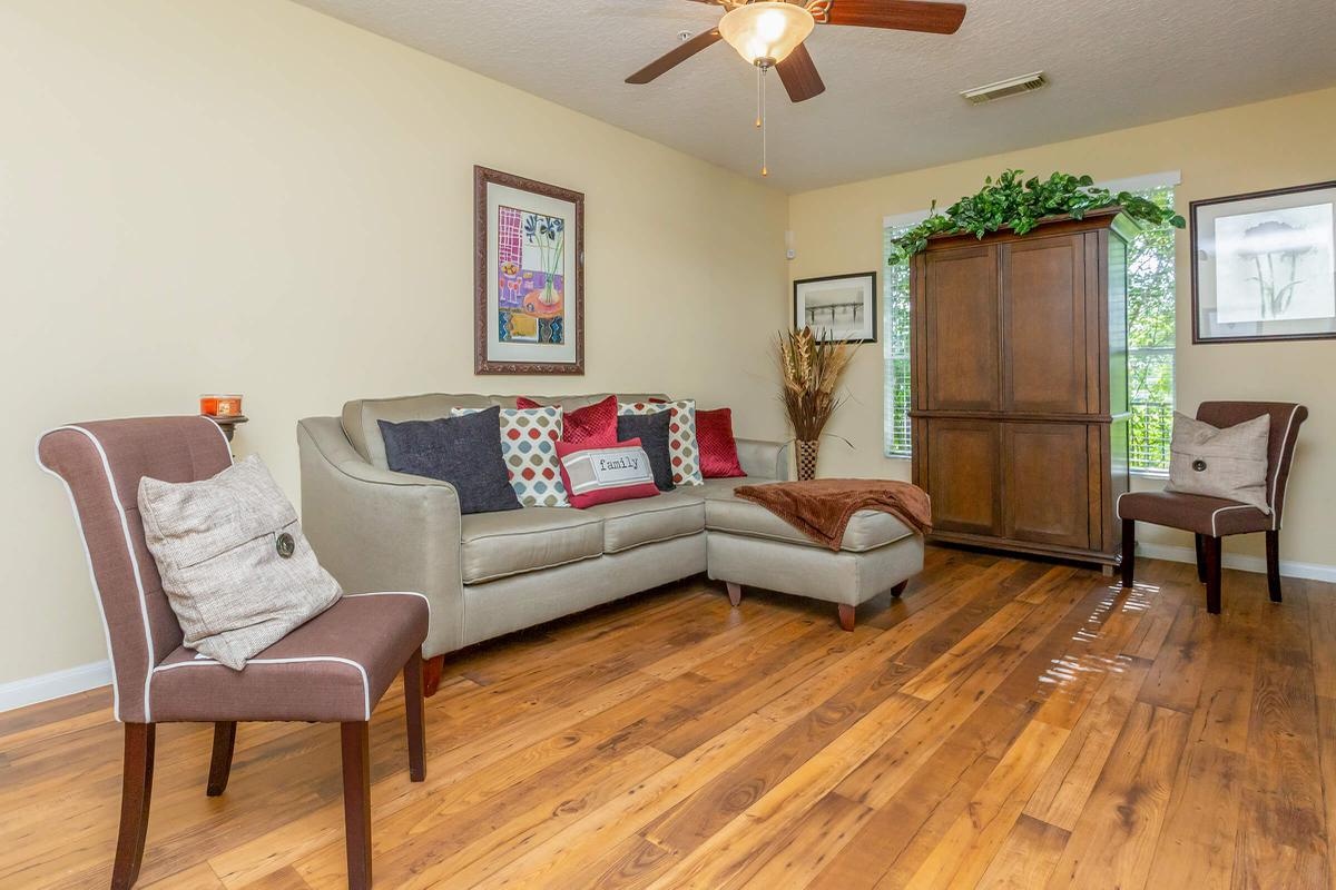 301 West Little York Road, Unit 430 Houston, TX 77076 - Photo 6 of 16 Half Off September and October