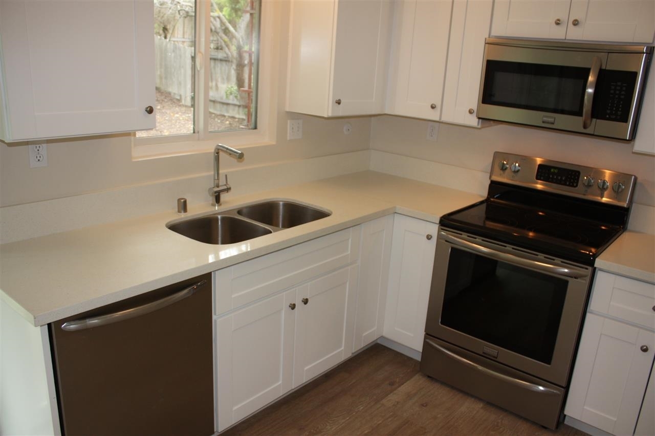 2003 Village Wood Road Encinitas, CA 92024 - Photo 8 of 22
