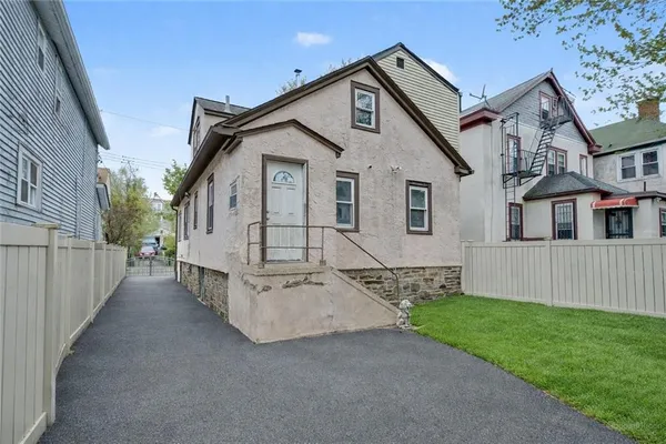 $499,000 | 429 South 9th Avenue, Mount Vernon, NY 10550