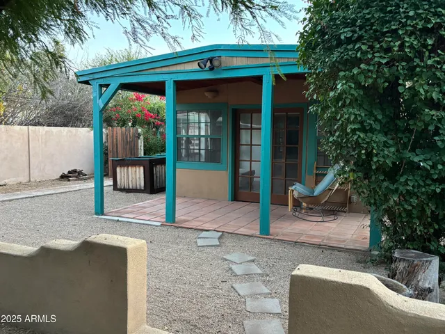 a view of outdoor space