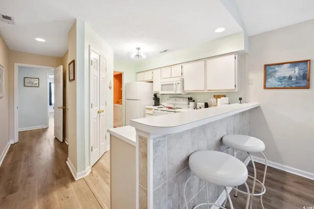 $325,000 | 366 Pinehurst Lane, Unit 13E, Pawleys Island, SC 29585