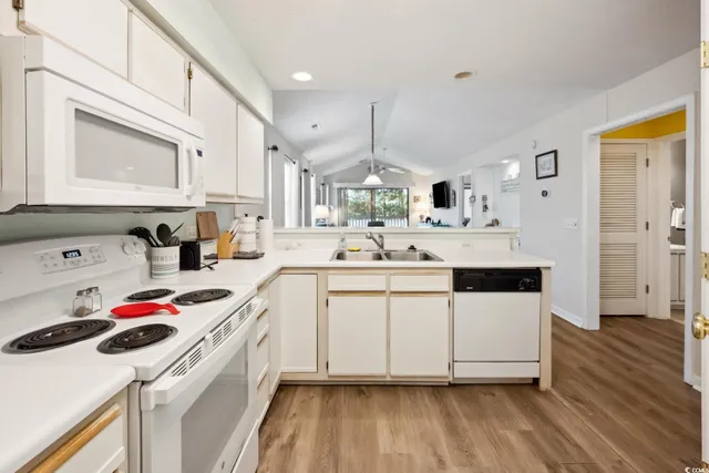 $325,000 | 366 Pinehurst Lane, Unit 13E, Pawleys Island, SC 29585