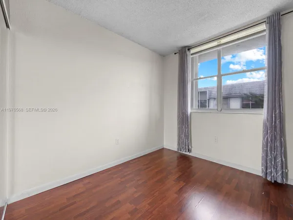 $250,000 | 6701 Northwest 169th Street, Unit B304, Hialeah, FL 33015