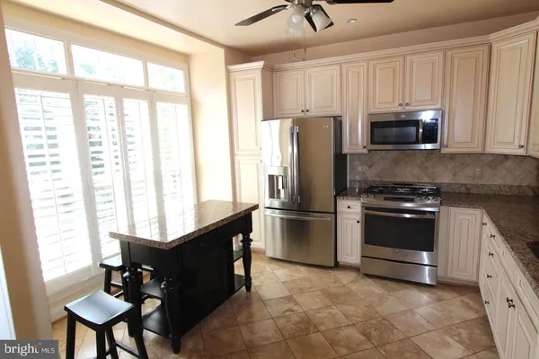 $3,850 | 10502 James Wren Way, Fairfax, VA 22030