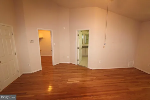 $3,850 | 10502 James Wren Way, Fairfax, VA 22030