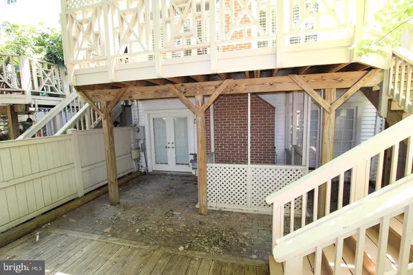 $3,850 | 10502 James Wren Way, Fairfax, VA 22030