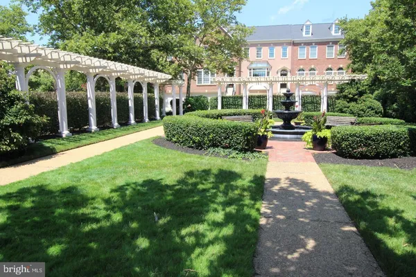 $3,850 | 10502 James Wren Way, Fairfax, VA 22030