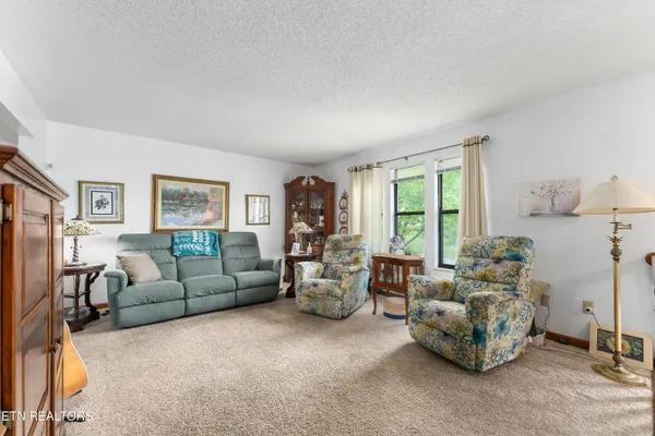 $425,000 | 105 Tidewater Lane, Oak Ridge, TN 37830