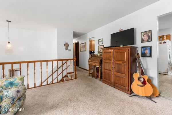 $425,000 | 105 Tidewater Lane, Oak Ridge, TN 37830