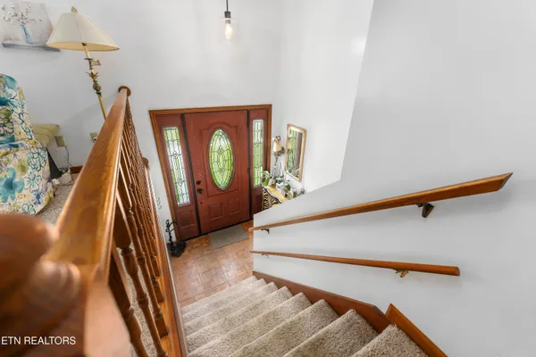 $425,000 | 105 Tidewater Lane, Oak Ridge, TN 37830