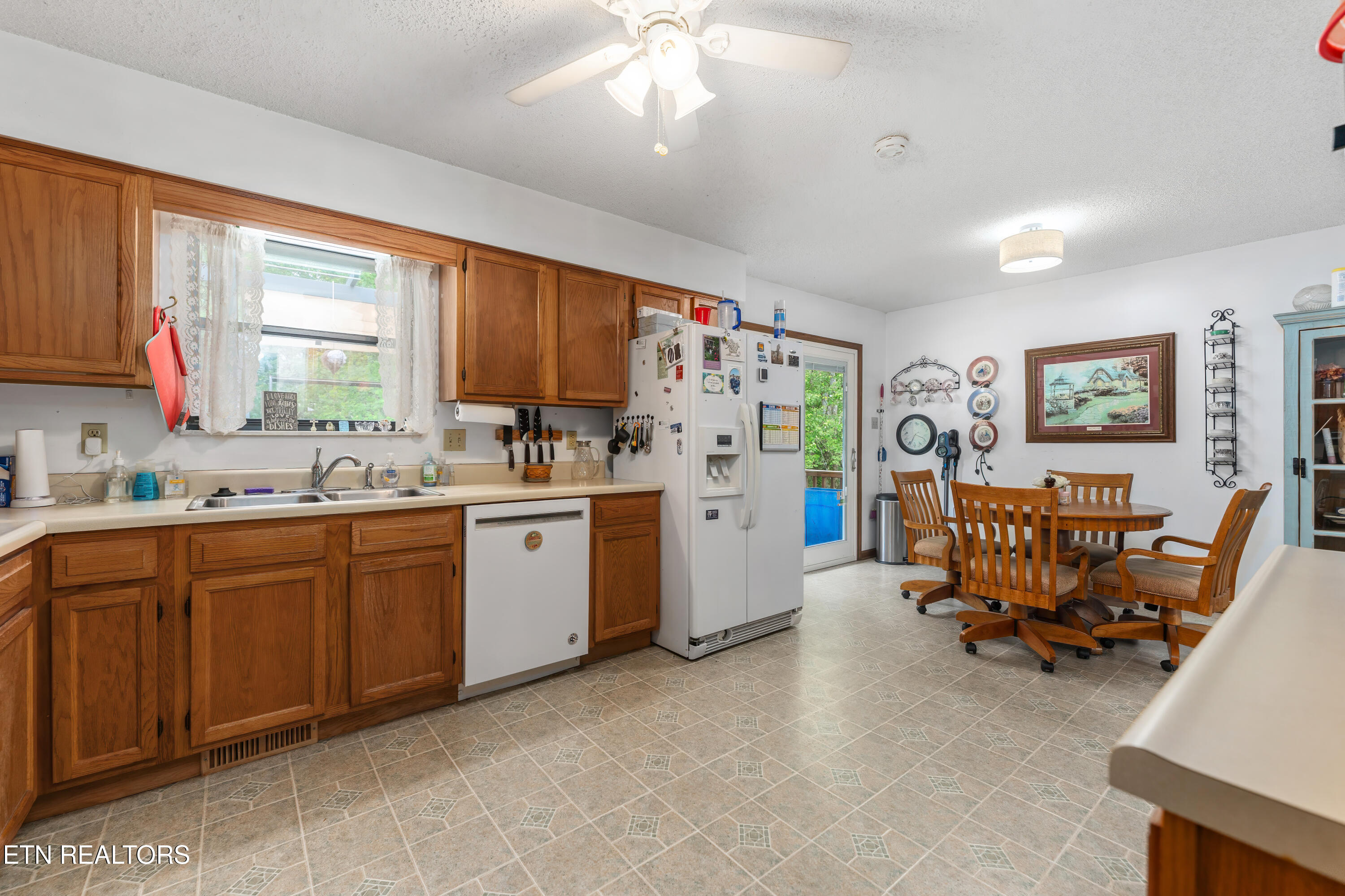 105 Tidewater Lane Oak Ridge, TN 37830 - Photo 19 of 40 _DSC1560-Edit