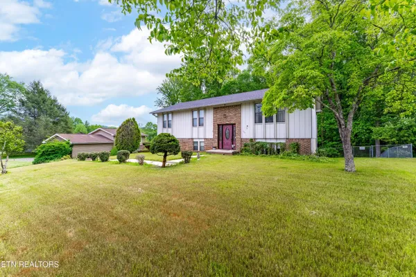 $425,000 | 105 Tidewater Lane, Oak Ridge, TN 37830