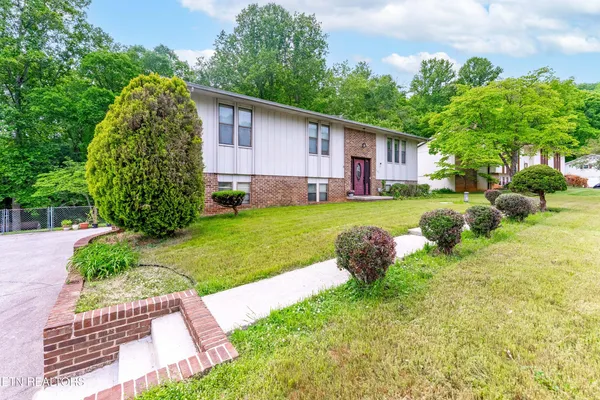 $425,000 | 105 Tidewater Lane, Oak Ridge, TN 37830