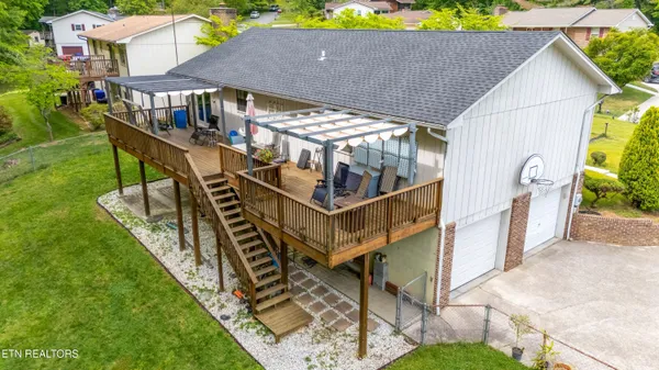 $425,000 | 105 Tidewater Lane, Oak Ridge, TN 37830
