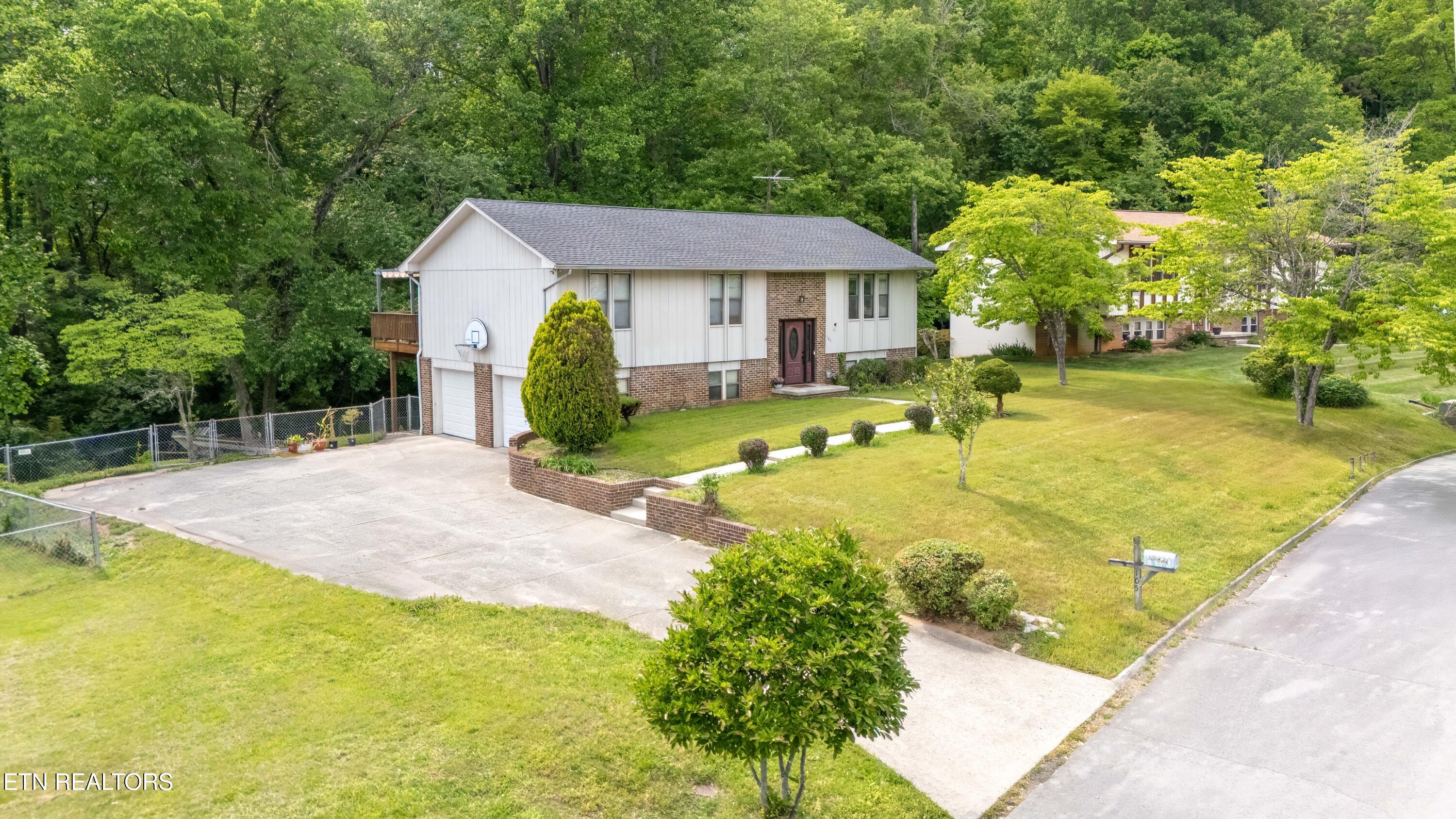 105 Tidewater Lane Oak Ridge, TN 37830 - Photo 40 of 40 DJI_20260425161537_0146_D-HDR-Edit-Edit