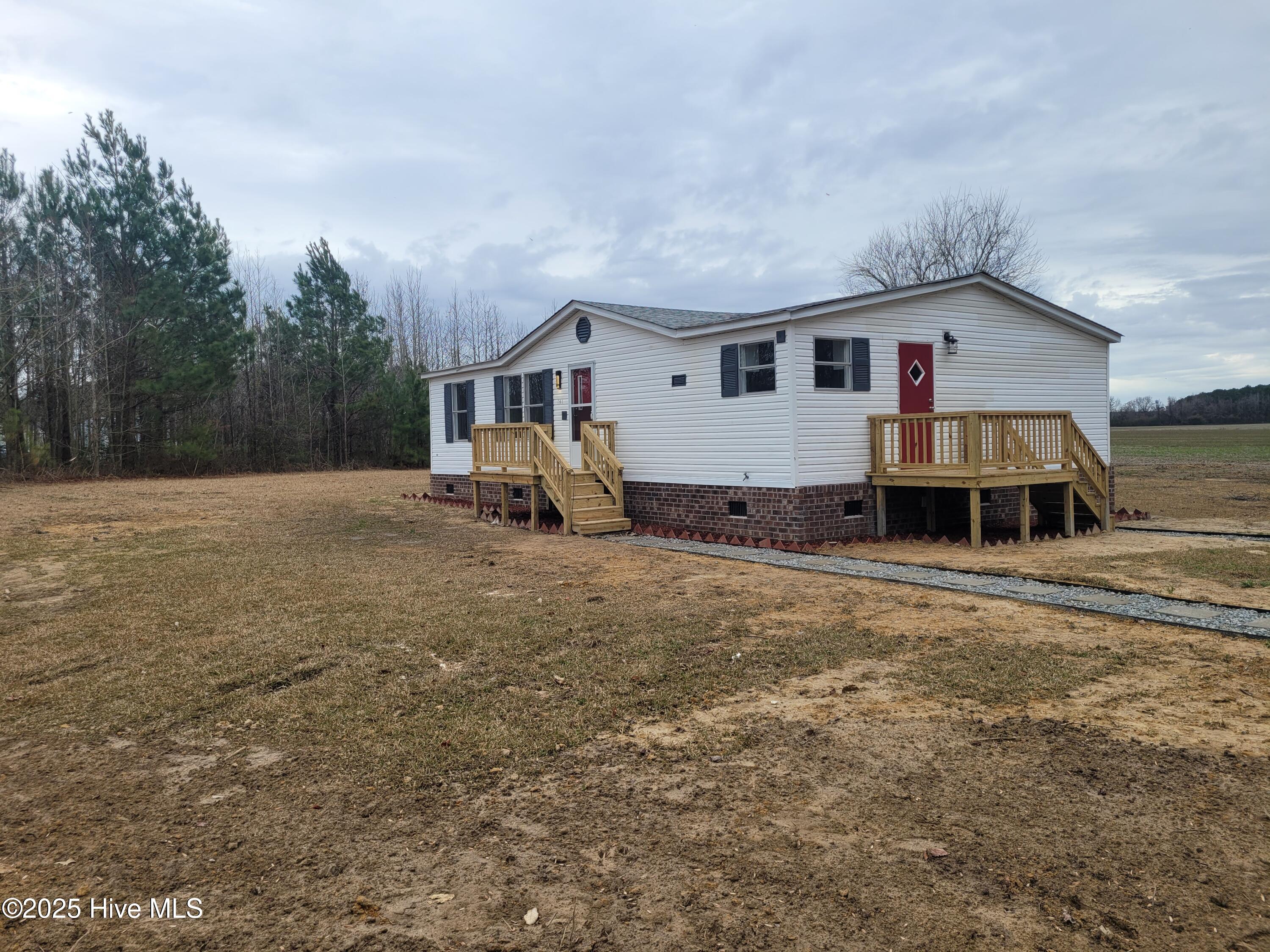 791 Tracy Road Deep Run, NC 28525 - Photo 3 of 17 20250106_115111