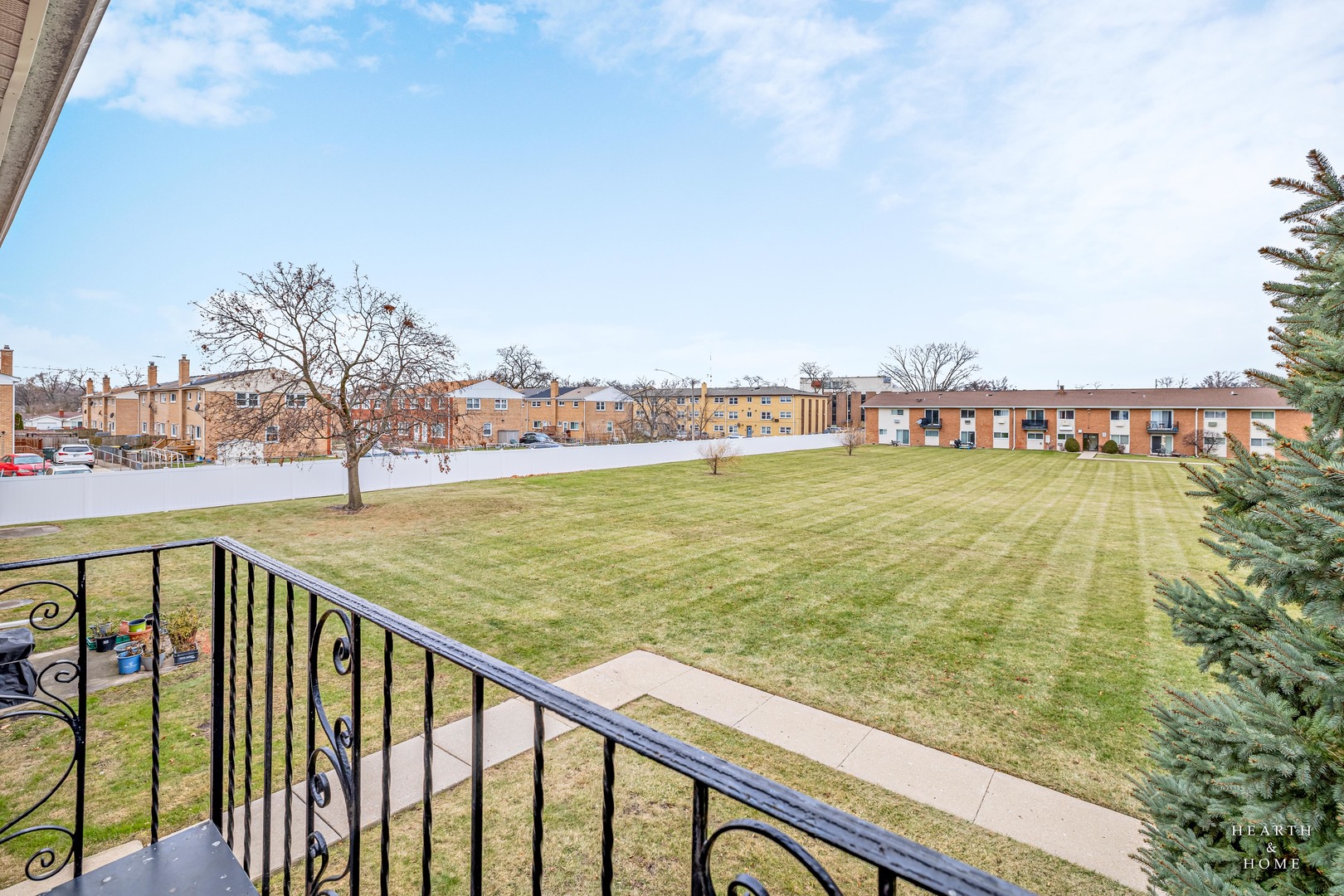 9500 Dee Road, Unit 2F Des Plaines, IL 60016 - Photo 20 of 20 a view of swimming pool from a balcony with outdoor space