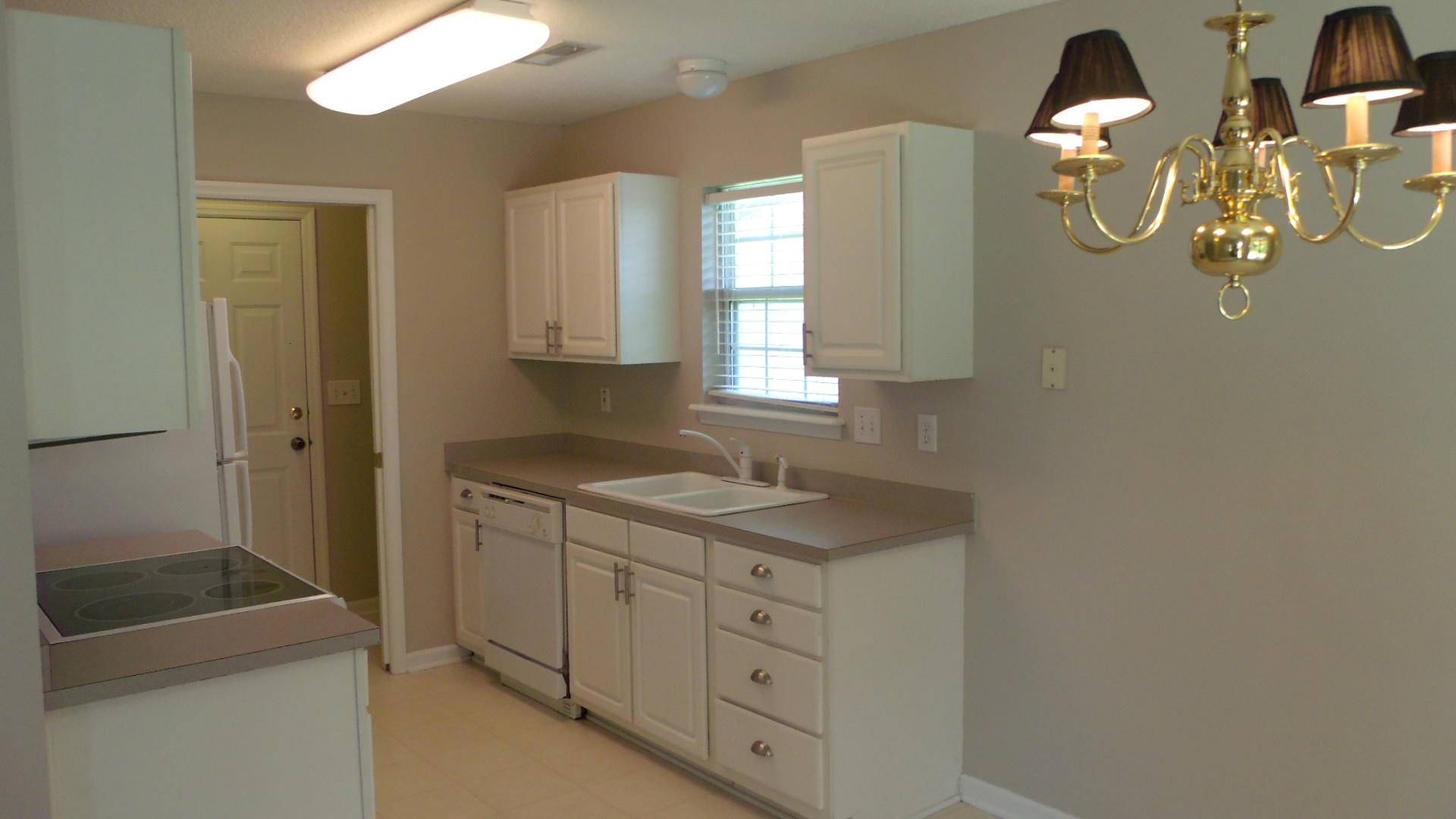 1304 Raptor Drive Hanahan, SC 29410 - Photo 7 of 12 GEDC1430