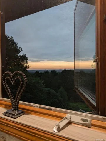 $649,900 | 203 Skyline Drive, Woodbourne, NY 12788