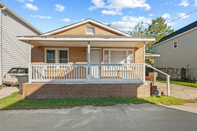 $1,800 | 2048 Arbutus Avenue, North Charleston, SC 29405