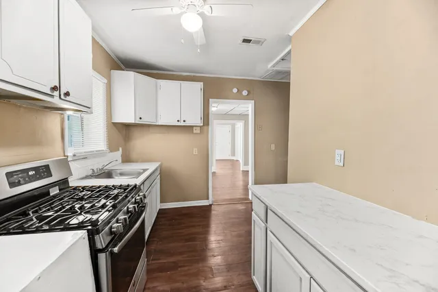 $1,800 | 2048 Arbutus Avenue, North Charleston, SC 29405