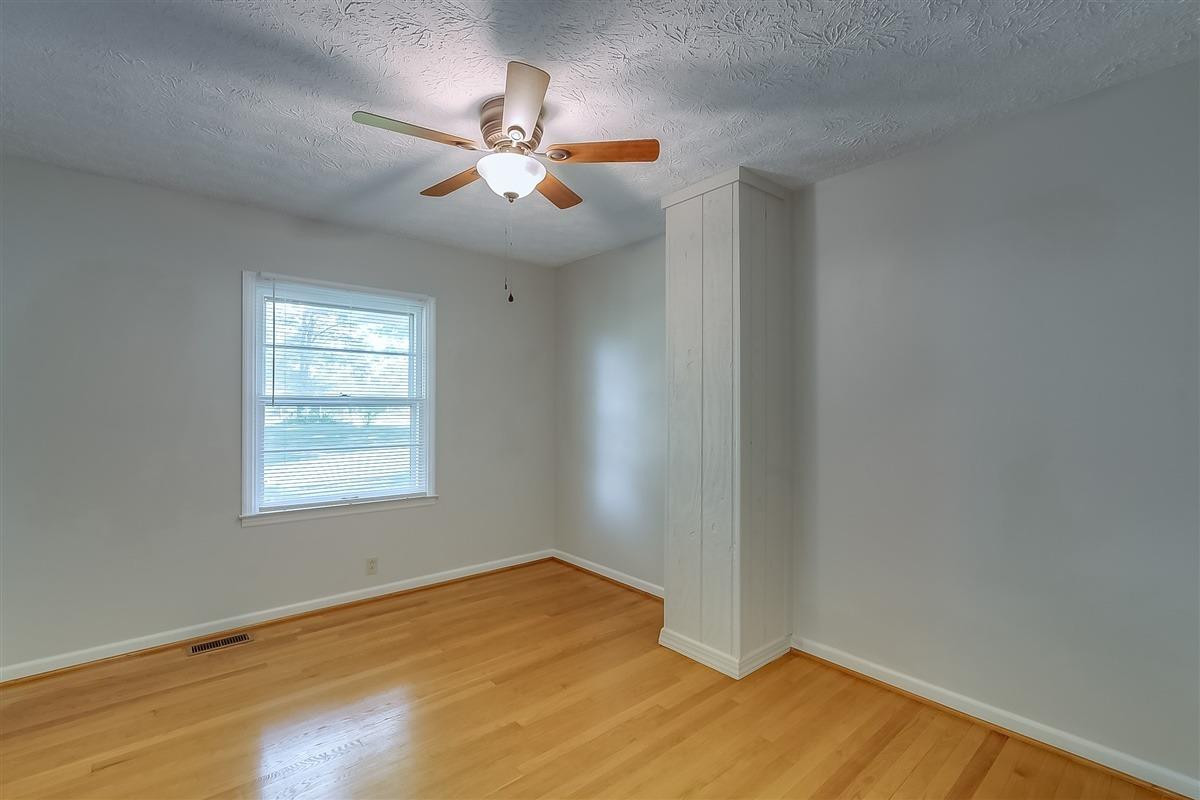 1255 Hawkins - Cummins Road Paris, KY 40361 - Photo 13 of 49 Photo 13