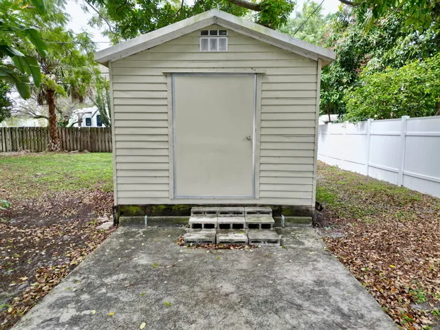 $2,800 | 609 Northwest 7th Court, Boynton Beach, FL 33426