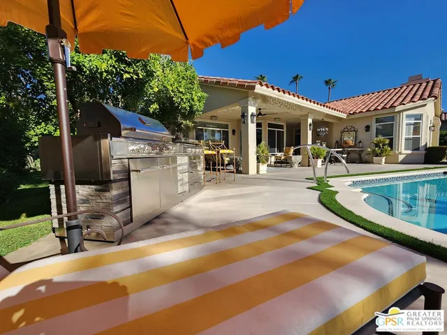 a building outdoor space with patio furniture