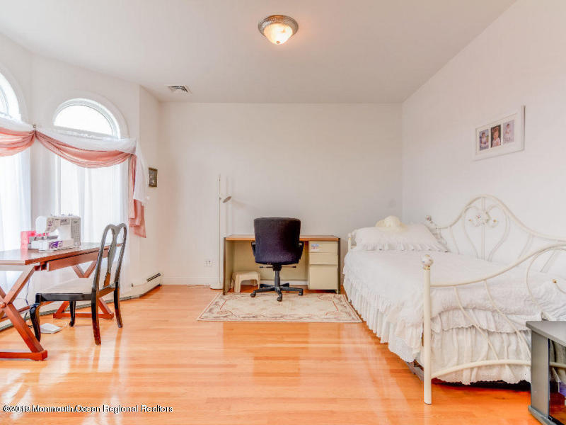 9 Mermaid Road Toms River, NJ 08753 - Photo 12 of 29 20190309204453809054000000-o