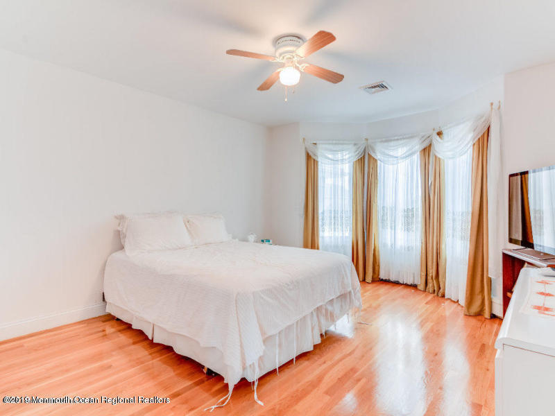 9 Mermaid Road Toms River, NJ 08753 - Photo 16 of 29 20190309204221256701000000-o