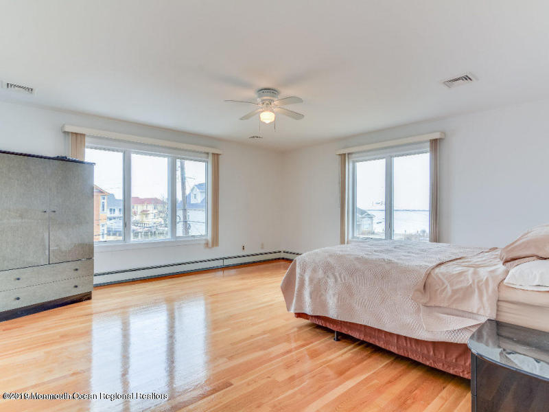 9 Mermaid Road Toms River, NJ 08753 - Photo 17 of 29 20190309204243361832000000-o