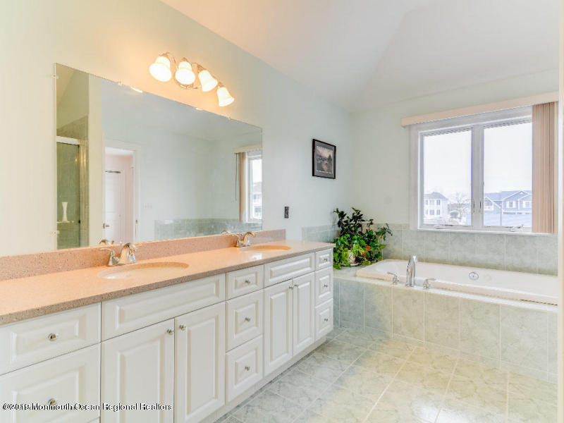 9 Mermaid Road Toms River, NJ 08753 - Photo 20 of 29 20190309204748337206000000-o