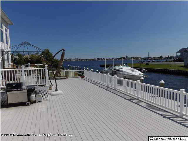 9 Mermaid Road Toms River, NJ 08753 - Photo 3 of 29 20190309204059325260000000-o