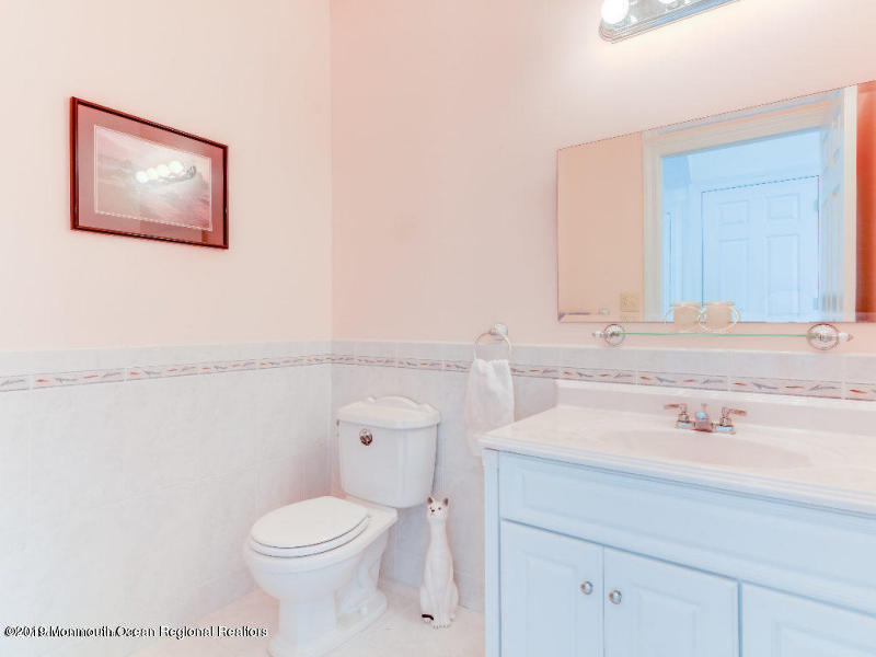 9 Mermaid Road Toms River, NJ 08753 - Photo 10 of 29 20190309204144812302000000-o