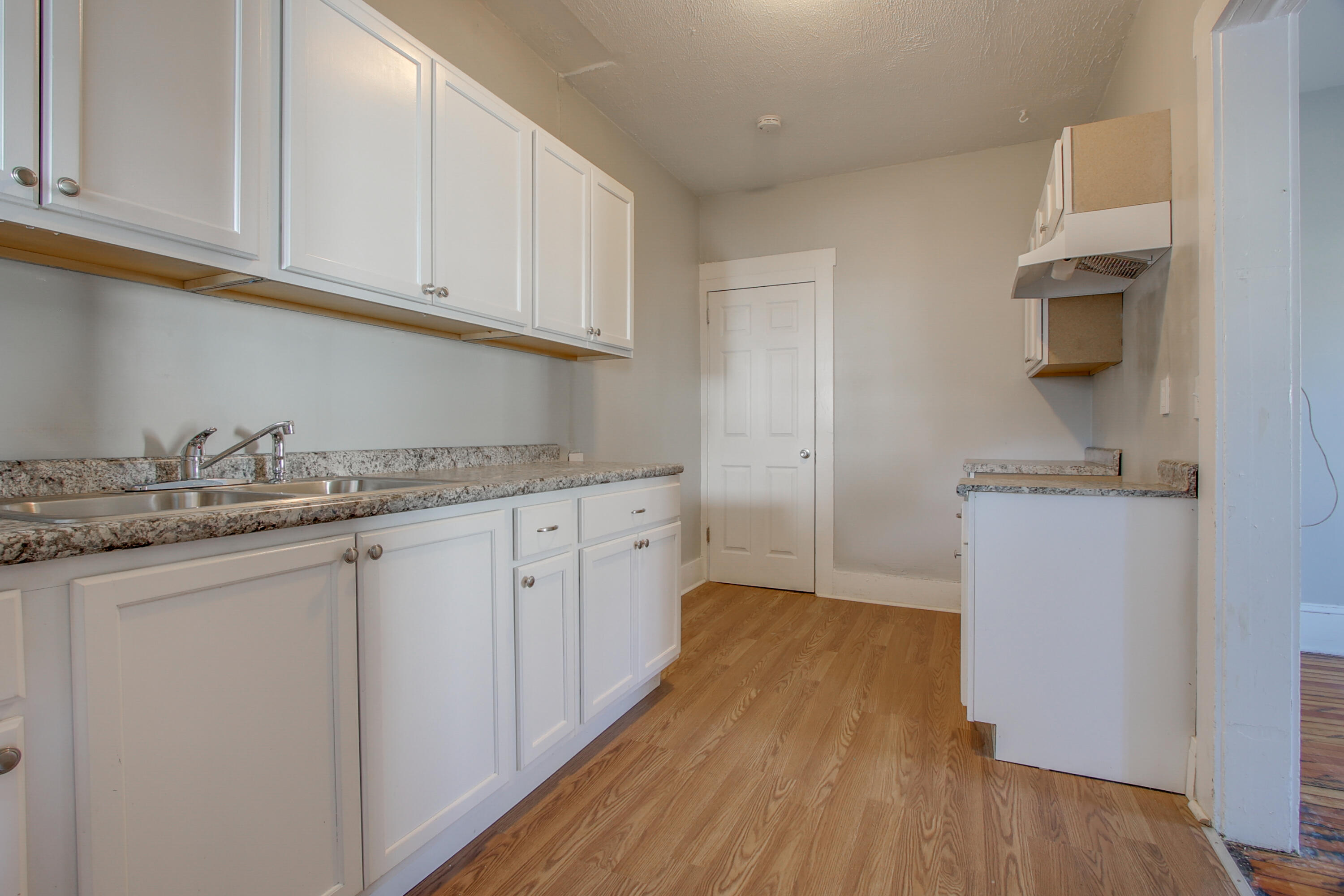 552 East Cecil Street Springfield, OH 45503 - Photo 10 of 55 552 E Cecil (2)