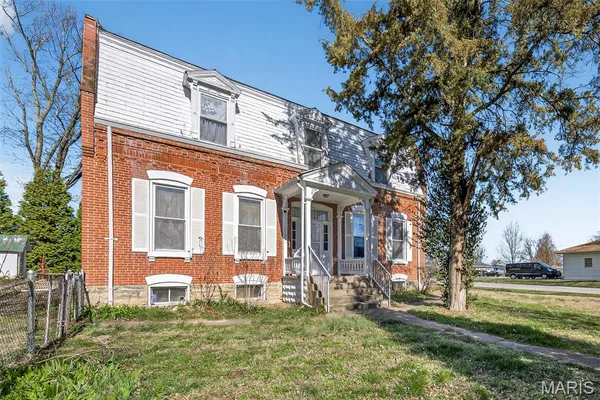 $269,000 | 16 Maple Street, St. Peters, MO 63376