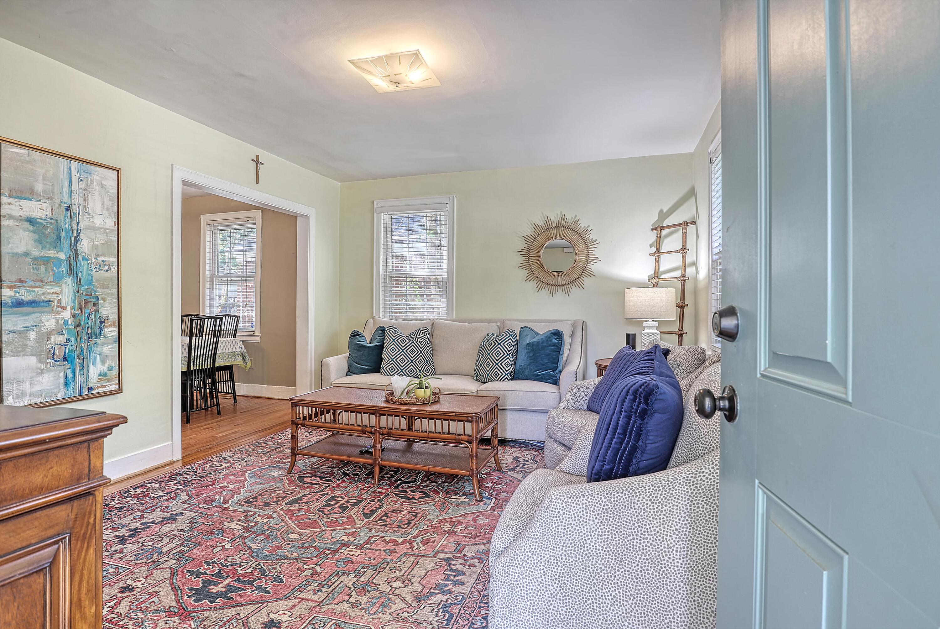 36 Colleton Drive Charleston, SC 29407 - Photo 2 of 6 42566415-4AF8-40E7-AAF2-FE671E7B6869