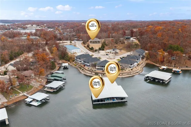 $875,000 | 422 Outer Drive, Lake Ozark, MO 65049
