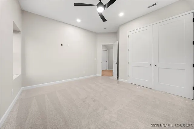 $875,000 | 422 Outer Drive, Lake Ozark, MO 65049