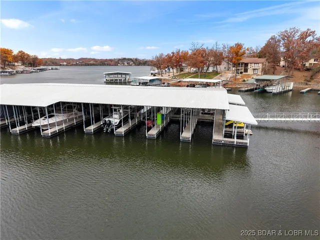 $875,000 | 422 Outer Drive, Lake Ozark, MO 65049