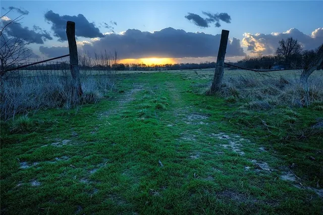 $637,000 | Tbd Southwest Tbd Sw 101st Road, Chilhowee, MO 64733