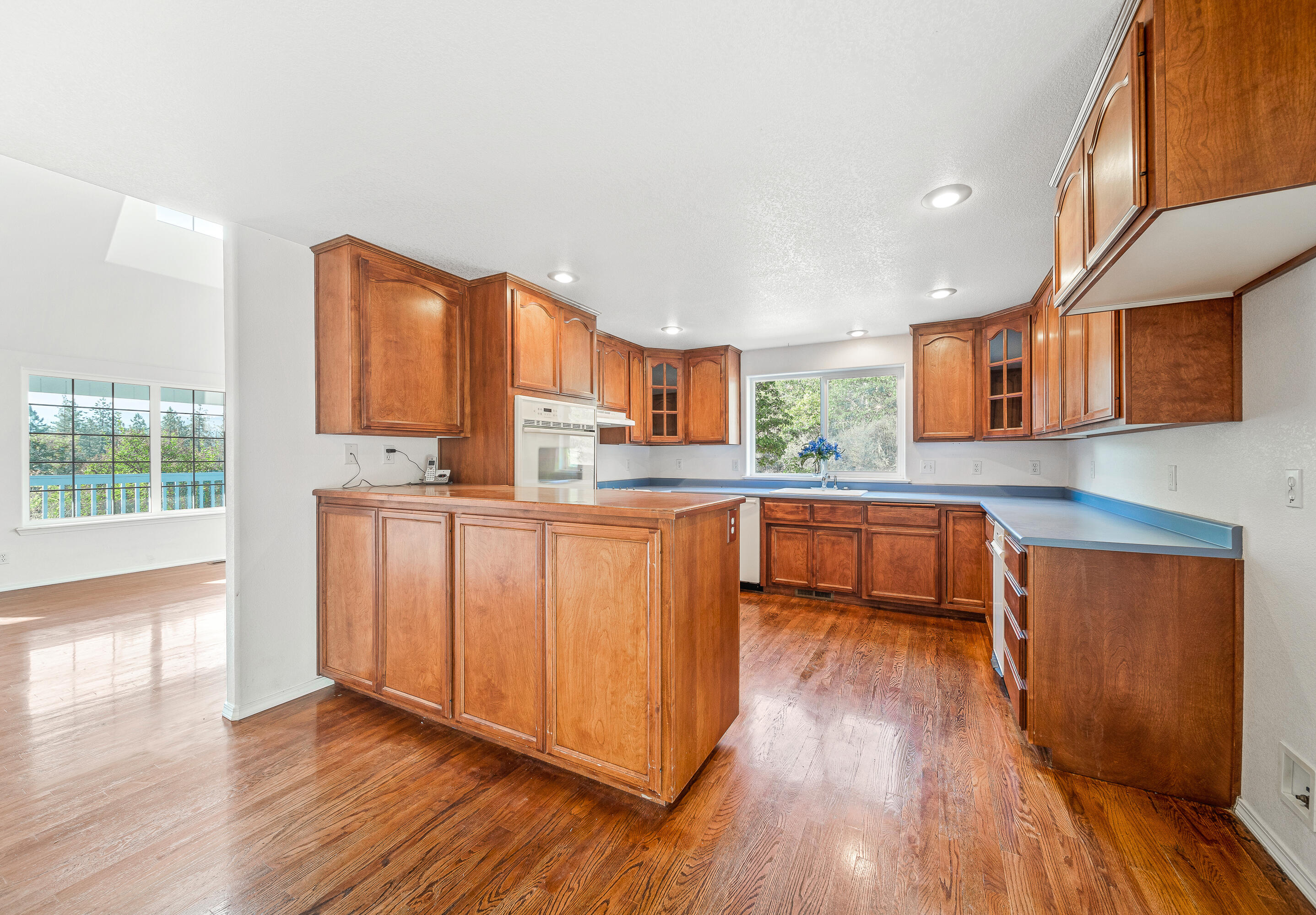 2666-2670 Little Applegate Road Jacksonville, OR 97530 - Photo 16 of 72 17