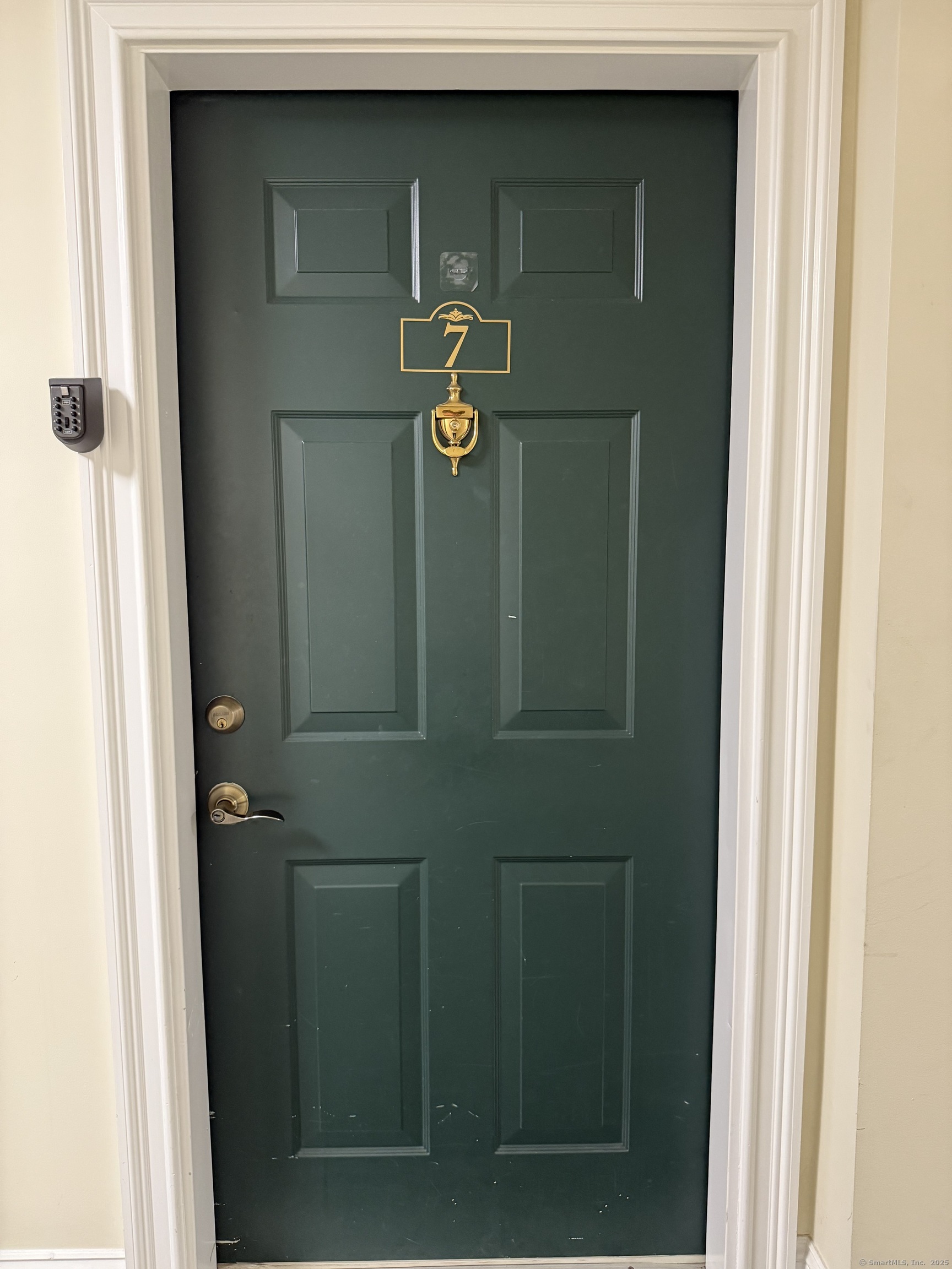 380 Main Street, Unit 7 Wallingford, CT 06492 - Photo 2 of 11