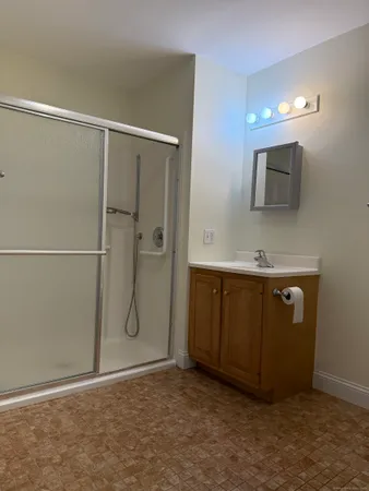 $216,000 | 380 Main Street, Unit 7, Wallingford, CT 06492