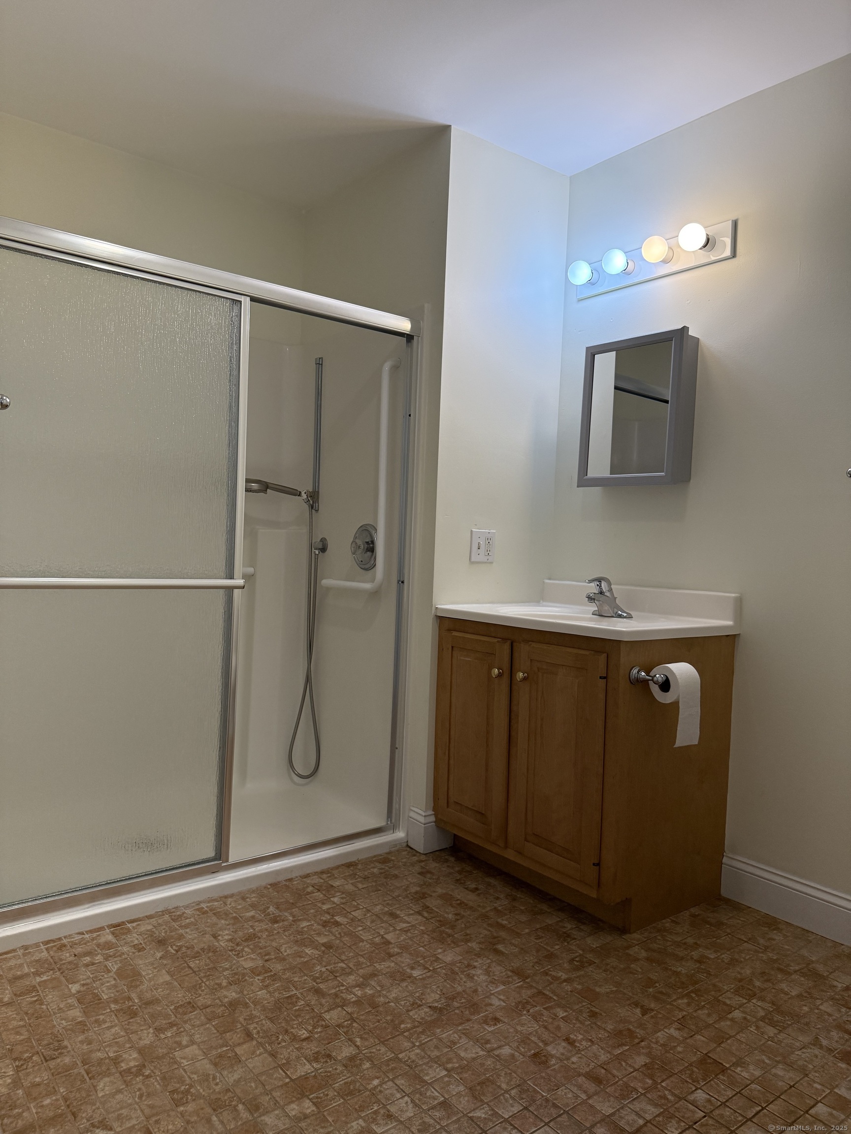 380 Main Street, Unit 7 Wallingford, CT 06492 - Photo 8 of 11