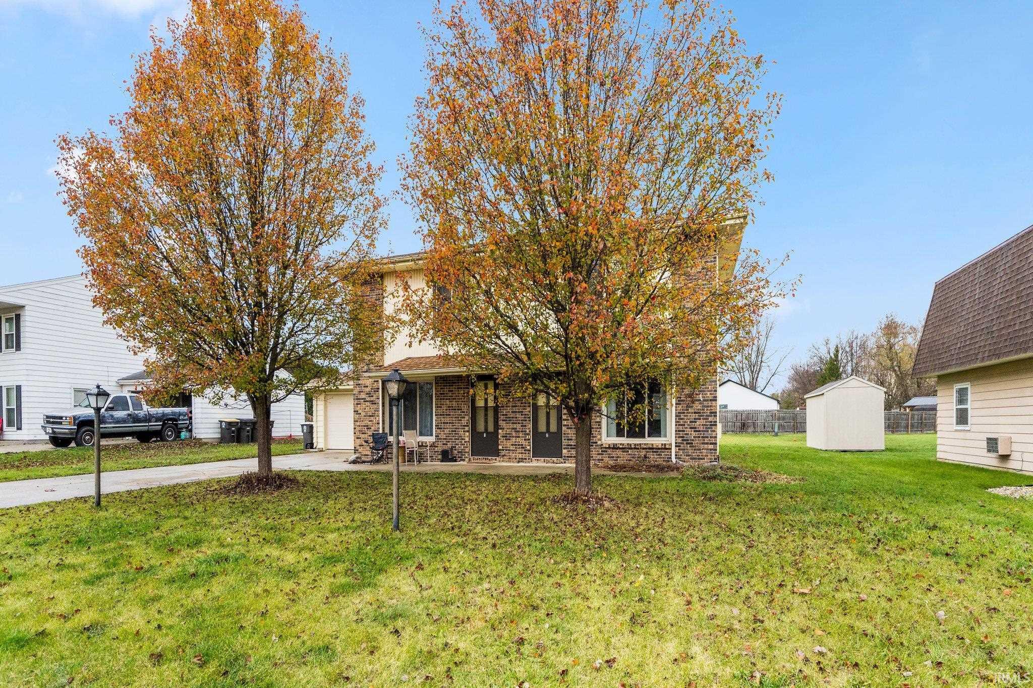 9520 Aboite Center Road Fort Wayne, IN 46804 - Photo 3 of 35